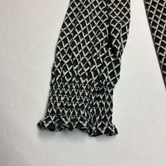 Adrianna Papell Black and White Patterned Top - Picture 7 of 8